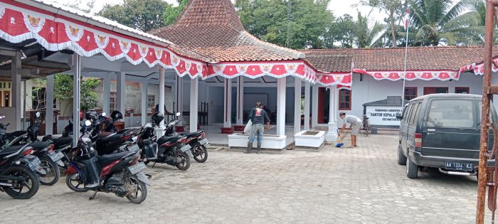 KERJA BHAKTI BALAI DESA