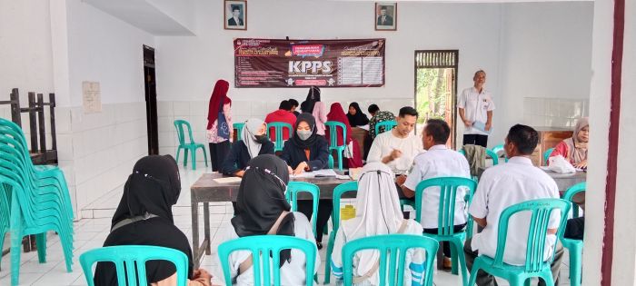 PENDAFTARAN DAN PEMERIKSAAN CALON ANGGOTA KPPS 01