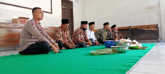 LEGENDA DAN SEJARAH DESA ROWOKELE 02