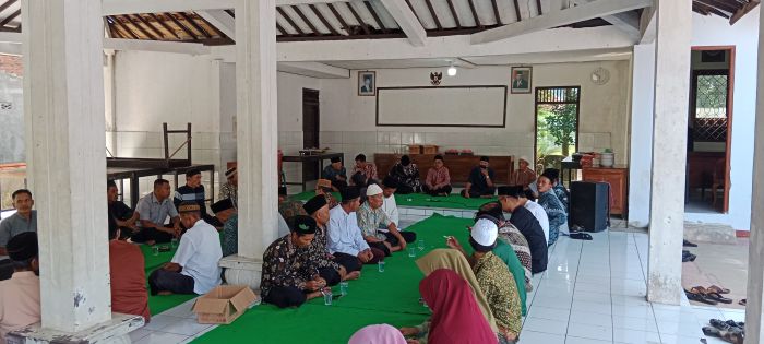 SILATUROHMI DAN HALAL BI HALAL HARI RAYA IDUL FITRI DESA ROWOKELE TAHUN 1444 H 2023  01