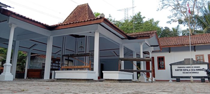 PROGRES REHAB BALAI DESA ROWOKELE 