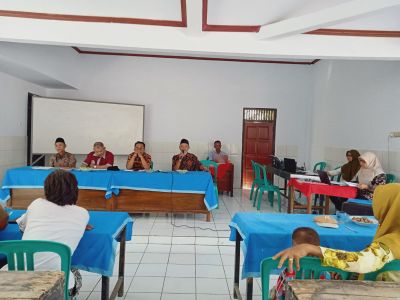 PELAKSANAAN LELANG TANAH KAS/KEMAKMURAN DESA